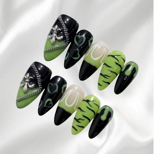 Metal Decorations Tiger Stripes Heart Patterns Black and Green Press-on Nails